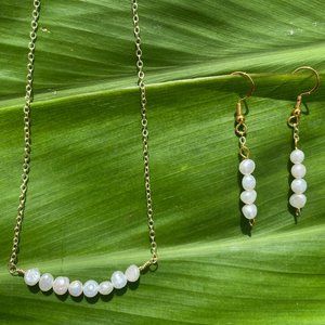 Jewelry Set (Freshwater Pearls, 14K gold-filled chain)